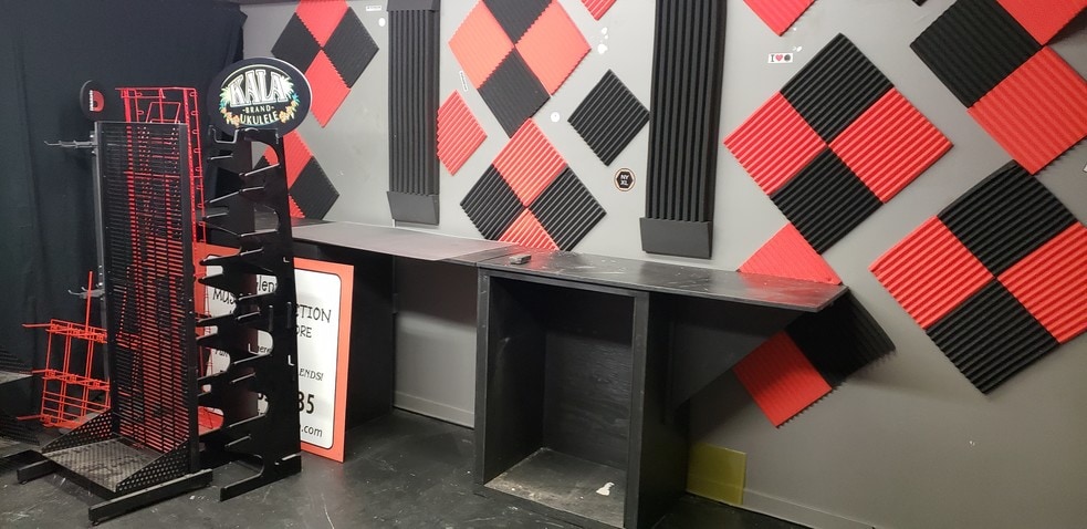 10201 100th Ave, Fort Saskatchewan, AB for lease - Interior Photo - Image 3 of 13