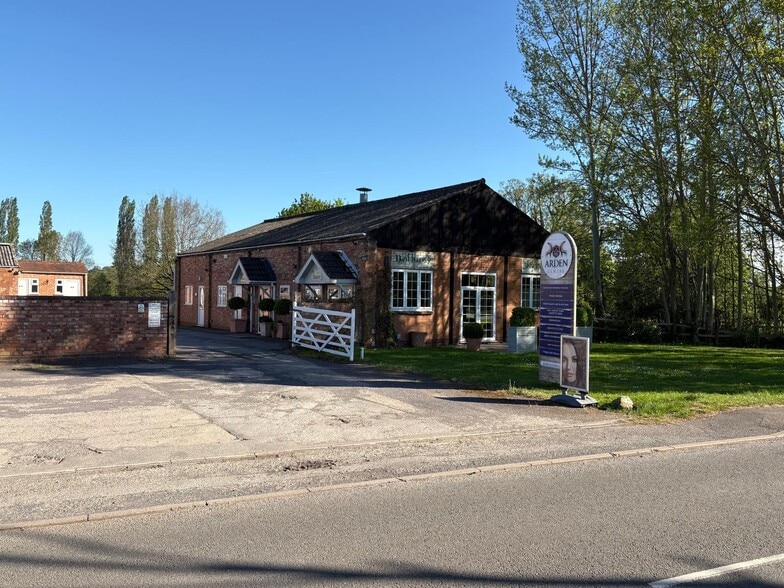 The Arden Centre, Little Alne, Wootton Wawen for lease - Building Photo - Image 2 of 4