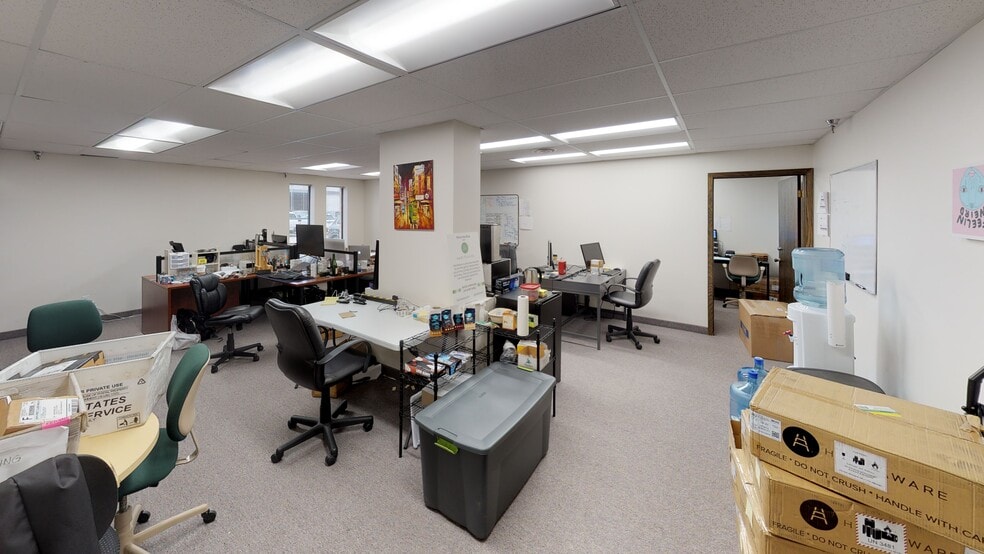 7204 27th St W, Saint Louis Park, MN for lease - Interior Photo - Image 2 of 12