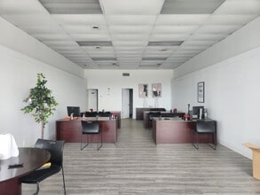 1065-1093 Columbia Dr, Decatur, GA for lease Interior Photo- Image 1 of 2