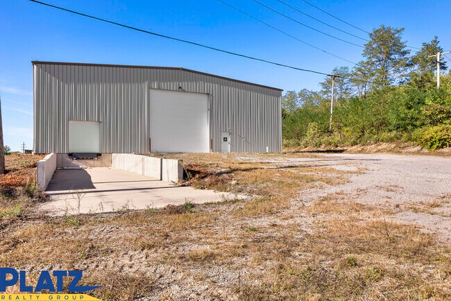 More details for 2430 Funston St, Youngstown, OH - Industrial for Lease