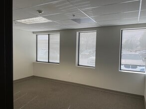 3333 S Wadsworth Blvd, Lakewood, CO à louer Photo intérieure- Image 2 de 4