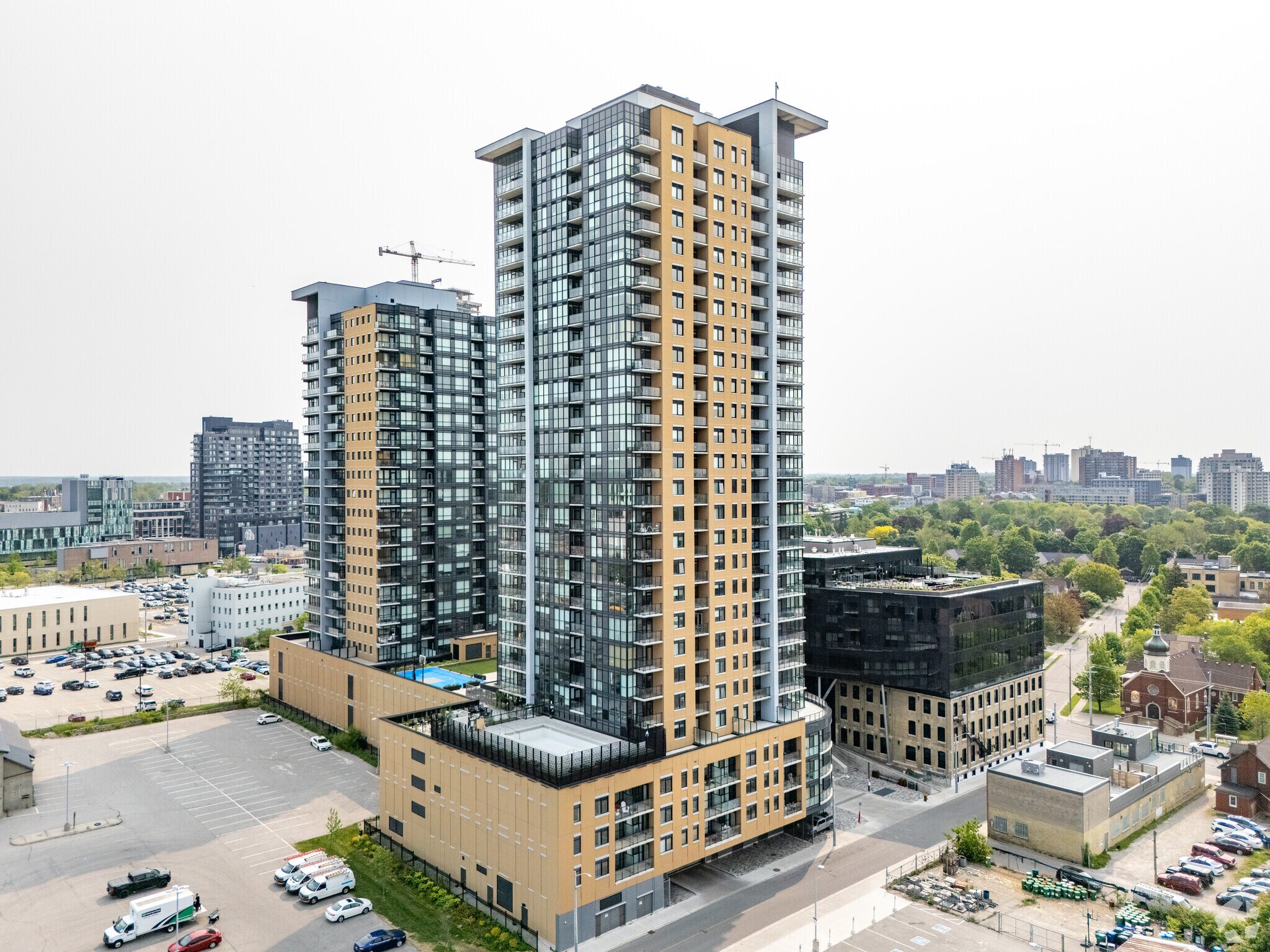 108 Garment St, Kitchener, ON for sale Primary Photo- Image 1 of 1