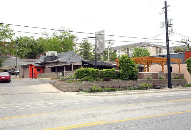 More details for 2920 Ingersoll Ave, Des Moines, IA - Retail for Lease