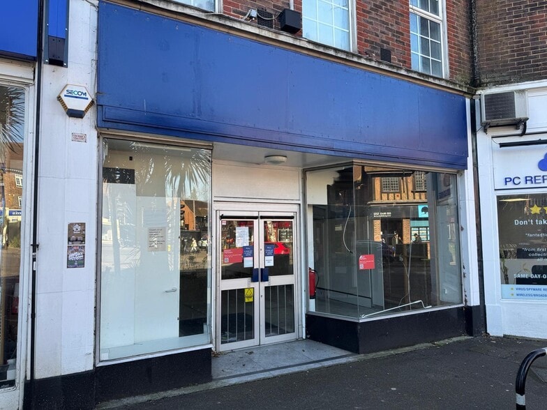 2 Station Way, Sutton for lease - Building Photo - Image 3 of 6