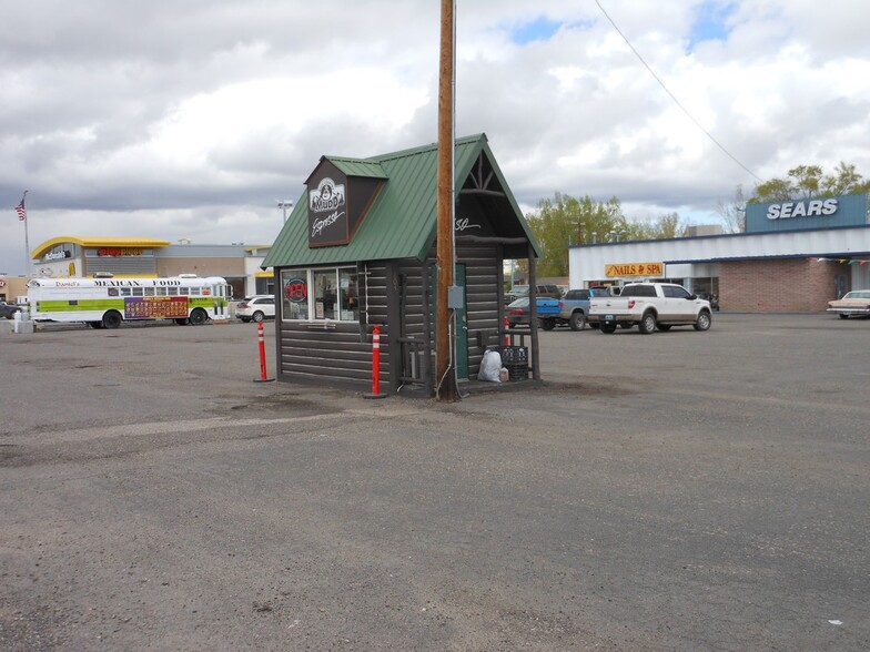 801-807 N Federal Blvd, Riverton, WY for lease - Building Photo - Image 3 of 5