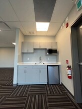8300 92 St, Delta, BC for lease Interior Photo- Image 1 of 10
