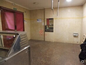 Retail in Cuenca, Cuenca for lease Interior Photo- Image 2 of 4