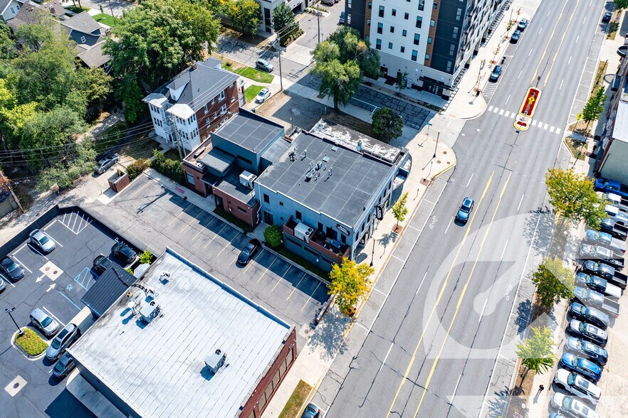 512 N Main St, Royal Oak, MI à vendre - Photo du bâtiment - Image 2 de 9