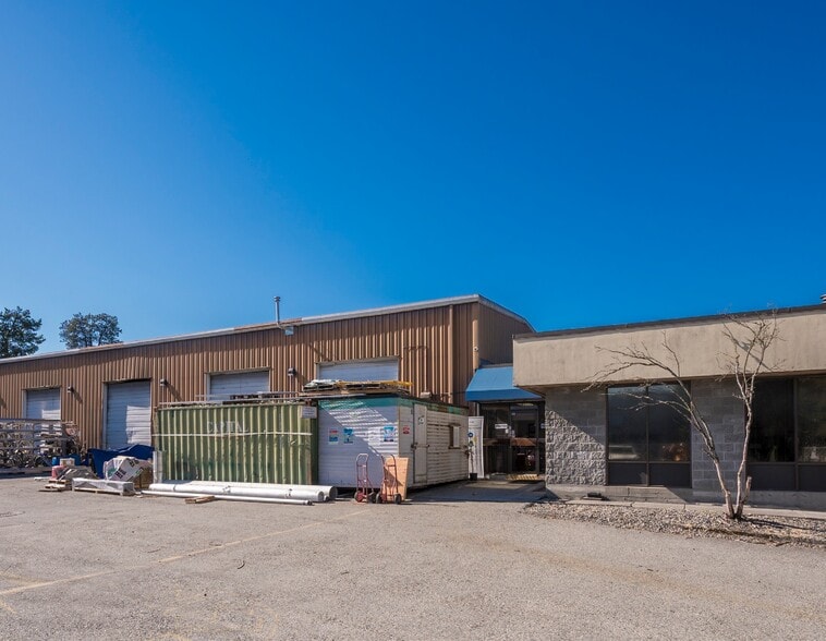 2889 Norland Ave, Burnaby, BC for sale - Building Photo - Image 1 of 7