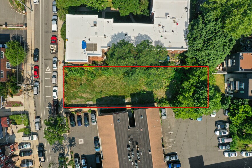 32 Glenwood Ave, Jersey City, NJ à vendre - Photo du bâtiment - Image 3 de 7