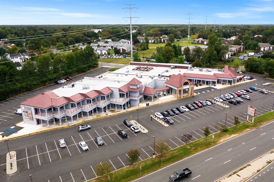 485 Georges Rd, Dayton, NJ à louer - Photo du bâtiment - Image 2 de 11