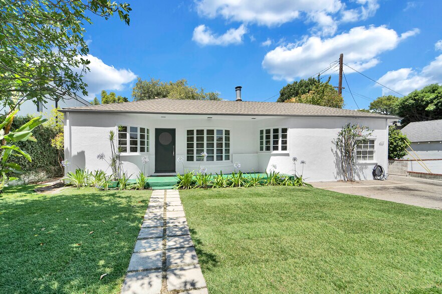 4227 Van Nuys Blvd, Sherman Oaks, CA à vendre - Photo principale - Image 1 de 24