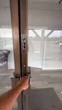 1605-1611 N Main St, Cleburne, TX à louer - Vidéo sur l’inscription commerciale