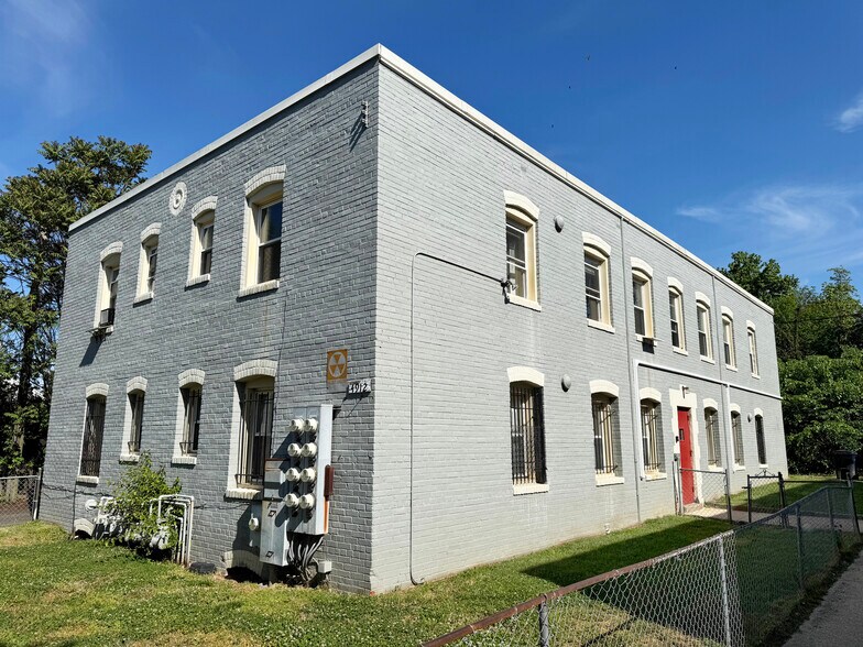 4912 Nash St NE, Washington, DC à vendre - Photo du bâtiment - Image 3 de 12