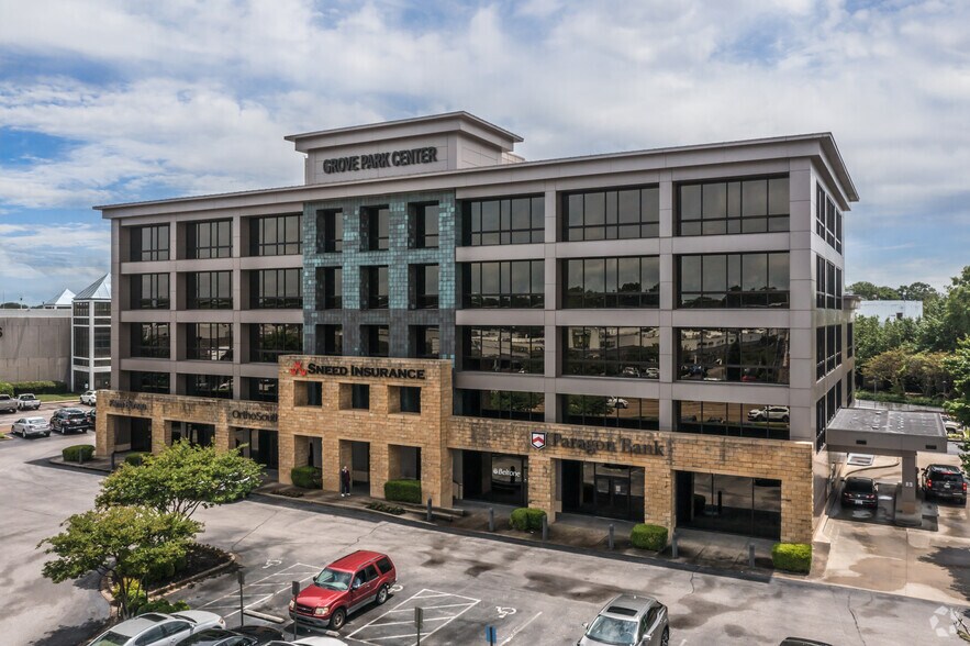 4515 Poplar Ave, Memphis, TN à louer - Photo du bâtiment - Image 3 de 4