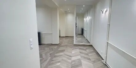 Retail in Paris for sale - Interior Photo - Image 3 of 4