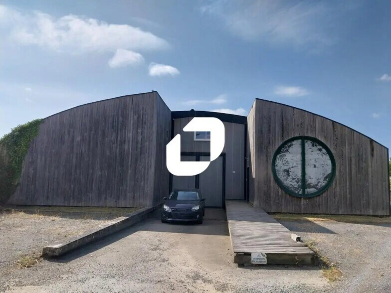 Flex dans Treillières à louer - Photo du bâtiment - Image 1 de 9