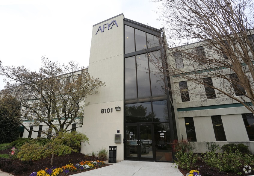 8101 Sandy Spring Rd, Laurel, MD for lease - Building Photo - Image 1 of 11