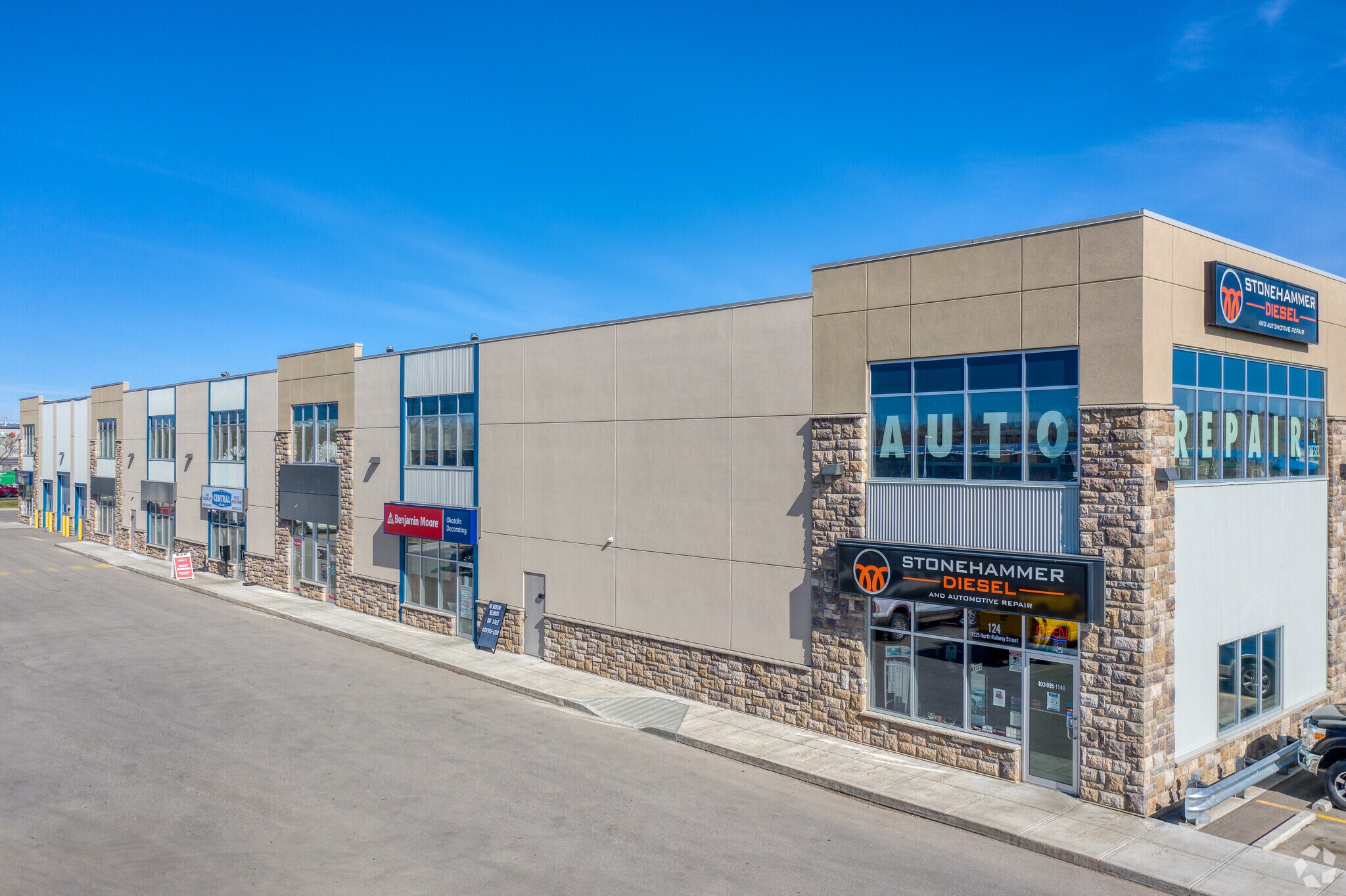 1125 N Railway St, Okotoks, AB for sale Building Photo- Image 1 of 1