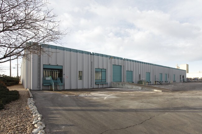 More details for 4355 Monaco Pky, Denver, CO - Industrial for Lease