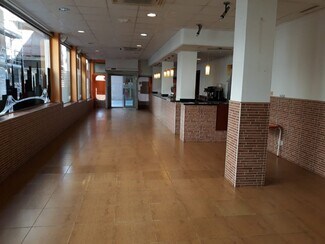 Plus de détails pour Commerce de détail à vendre