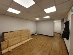 16-18 Cloth Hall St, Huddersfield à louer Photo intérieure- Image 2 de 2