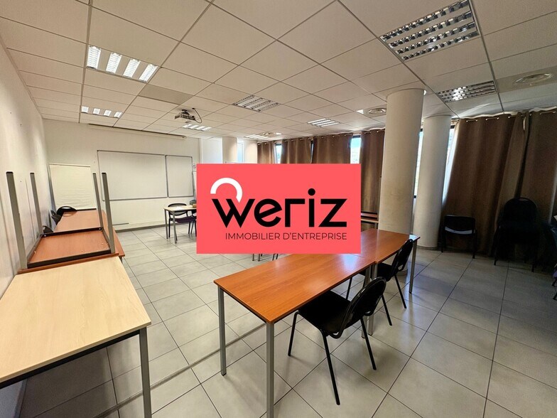 8 Route De La Sabliere, Marseille à louer - Photo du bâtiment - Image 3 de 3