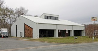 Plus de détails pour 7495 Old Hickory Dr, Mechanicsville, VA - Local d'activités à louer