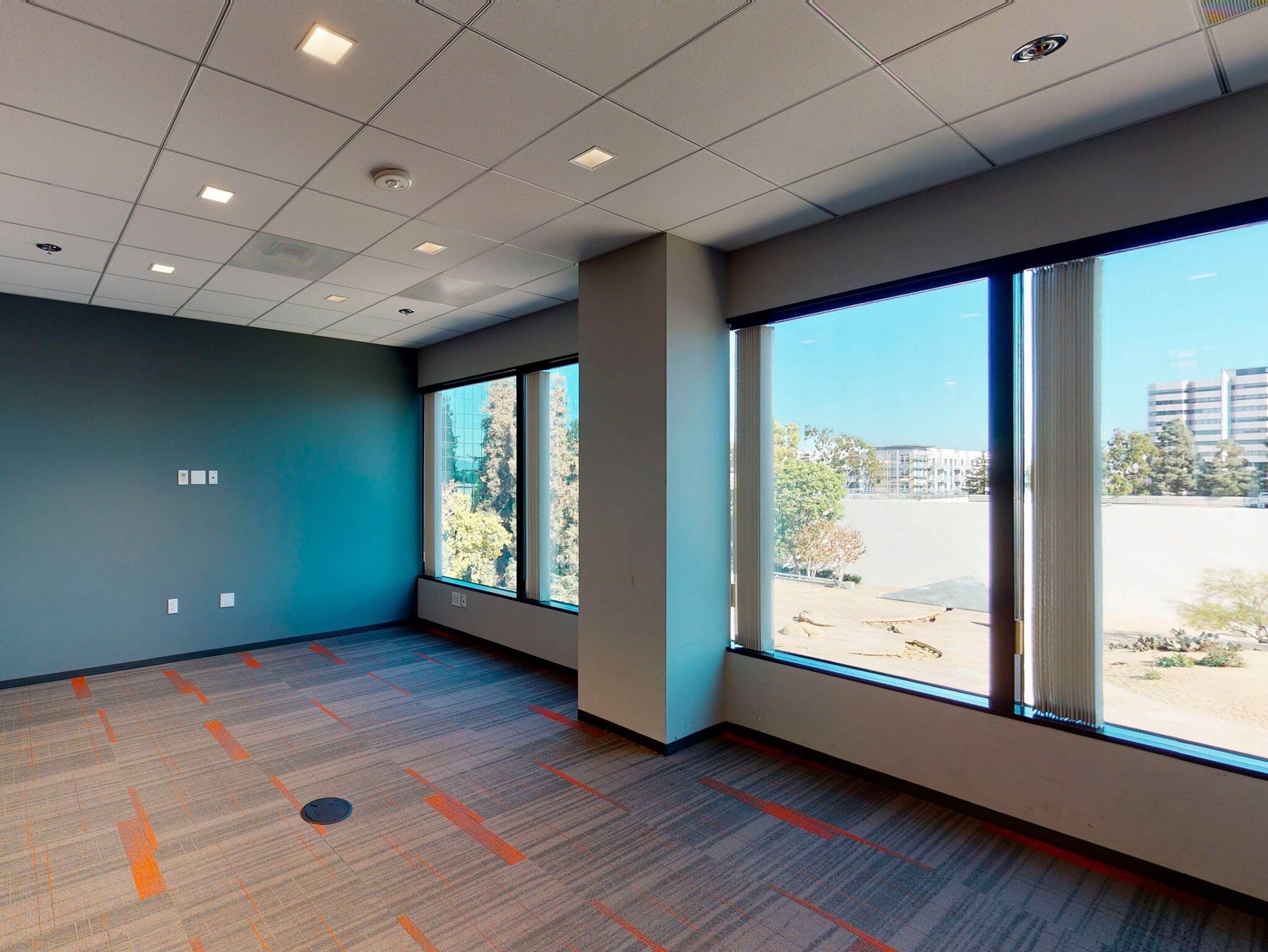 611 Anton Blvd, Costa Mesa, CA for lease Interior Photo- Image 1 of 9