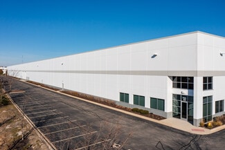 More details for 2121 Diehl Rd, Aurora, IL - Industrial for Lease