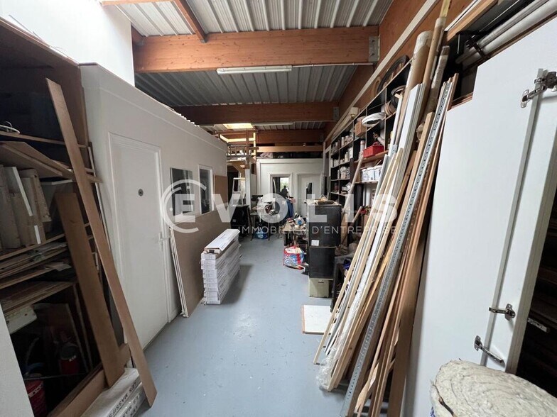 Office in Lognes for lease - Interior Photo - Image 2 of 4