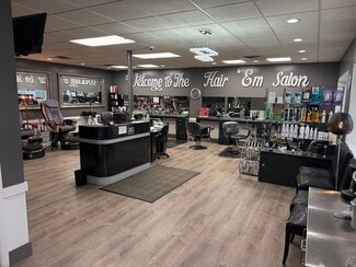 More details for 624 S 92nd St, Milwaukee, WI - Retail for Lease