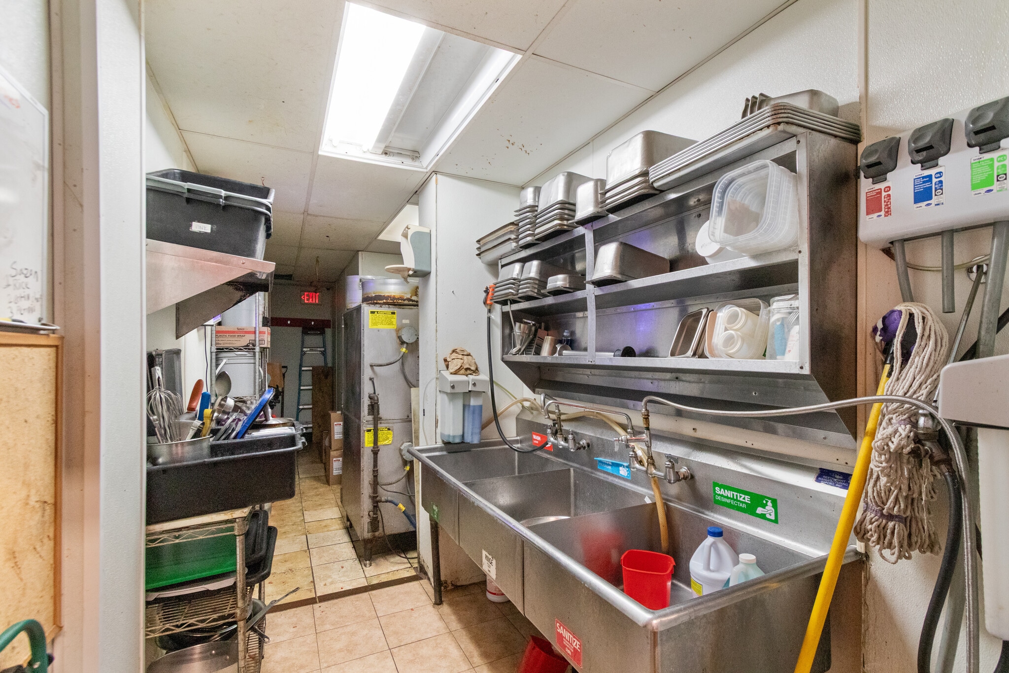 1 N Park Ave, Rockville Centre, NY à louer Photo intérieure- Image 1 de 6