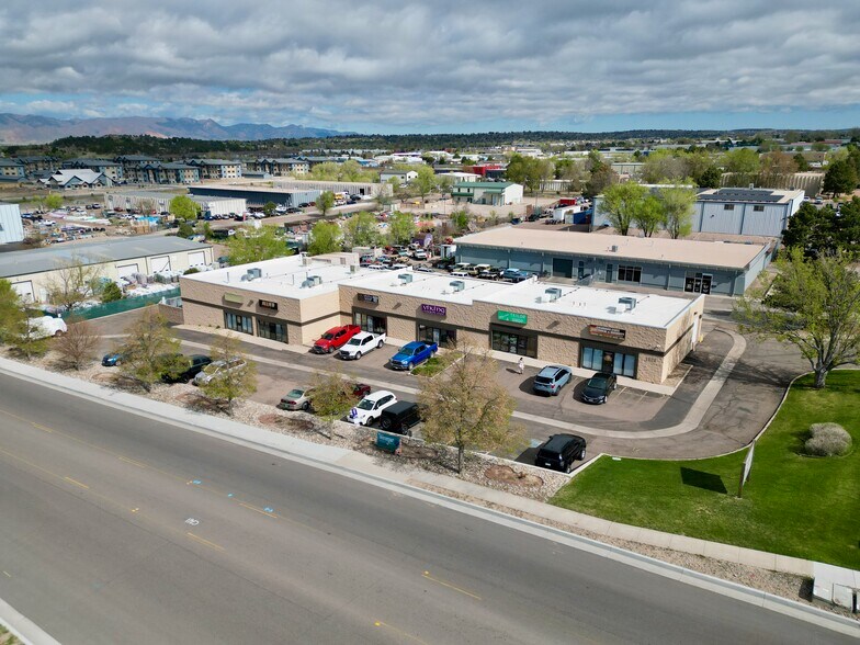 1020 Ford St, Colorado Springs, CO for lease - Primary Photo - Image 1 of 16