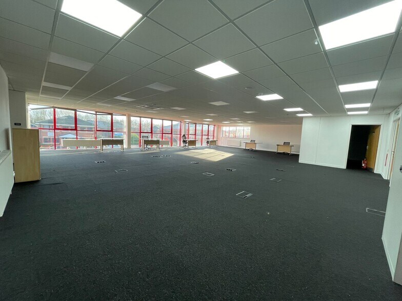 Heavens Walk, Doncaster à louer - Photo du bâtiment - Image 2 de 8