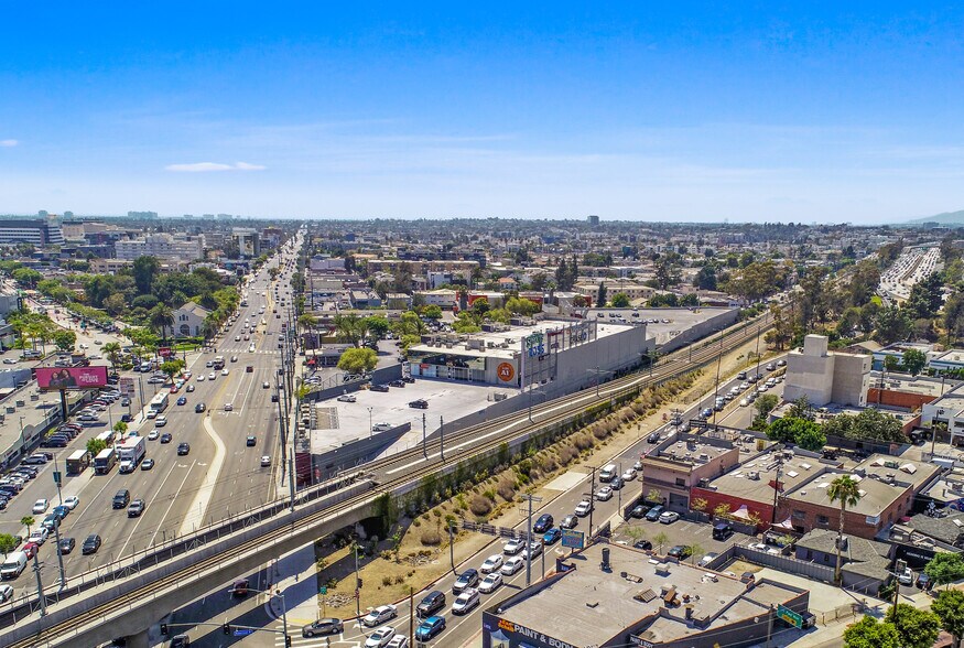 8985 Venice Blvd, Los Angeles, CA for lease - Building Photo - Image 1 of 8