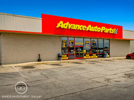 Advance Auto Parts - Clinton, IN - Propriété automobile