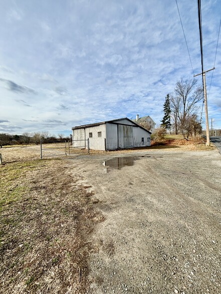 267 Rowley Bridge Rd, Topsfield, MA for lease - Building Photo - Image 1 of 14