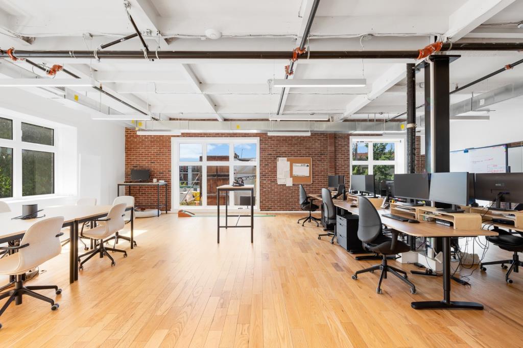 4470 Rue Wellington, Verdun, QC for lease Interior Photo- Image 1 of 1