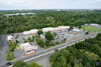 1075 Easton Ave, Somerset, NJ - Aérien  Vue de la carte