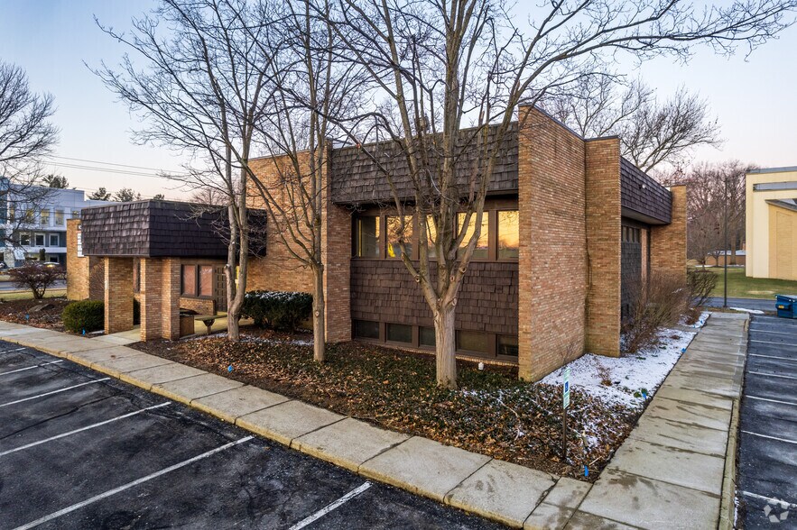 3843 E Market St, Warren, OH à louer - Photo du bâtiment - Image 3 de 12