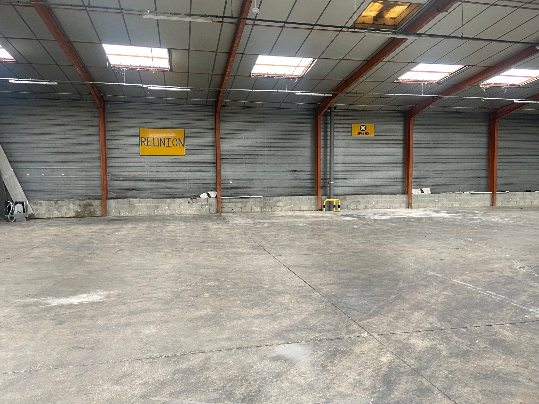 Rue André Sentuc, Vénissieux à louer Photo intérieure- Image 1 de 2