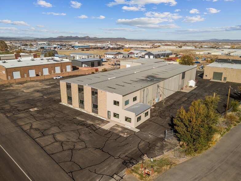 1342 W Industrial Rd, Cedar City, UT à louer - Photo du bâtiment - Image 3 de 51