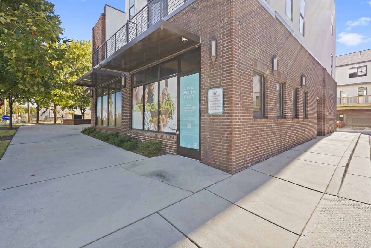 2030 Main St NW, Atlanta, GA for sale Primary Photo- Image 1 of 20