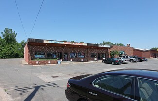 Plus de détails pour 59 John Fitch Blvd, South Windsor, CT - Commerce de détail à louer