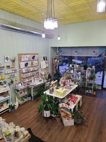 4757 N Lincoln Ave, Chicago, IL for lease - Interior Photo - Image 2 of 4