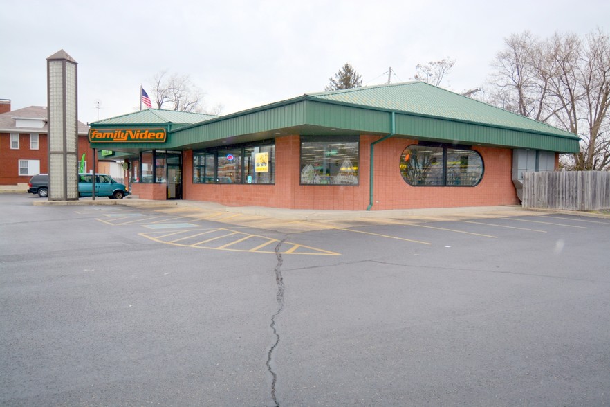 3604 N Main St, Dayton, OH for lease - Building Photo - Image 2 of 4