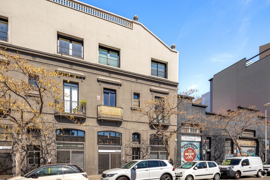 Carrer del Taulat, 21, Barcelone, Barcelona à vendre - Photo du bâtiment - Image 2 de 18