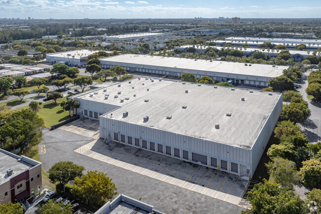 More details for 1910 NW 97th Ave, Miami, FL - Industrial for Lease